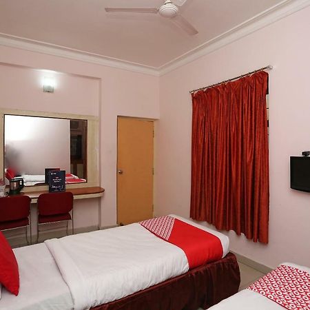 Oyo 1359 Hotel Best Inn Бхубанешвара Экстерьер фото