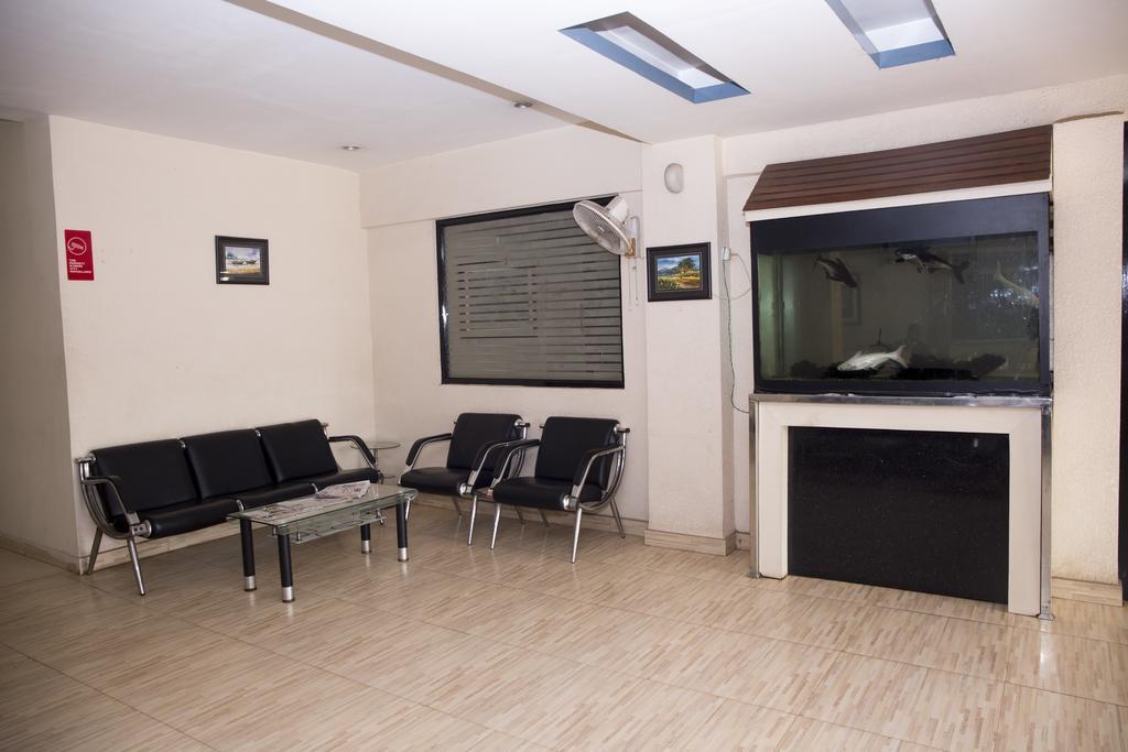 Oyo 1359 Hotel Best Inn Бхубанешвара Экстерьер фото