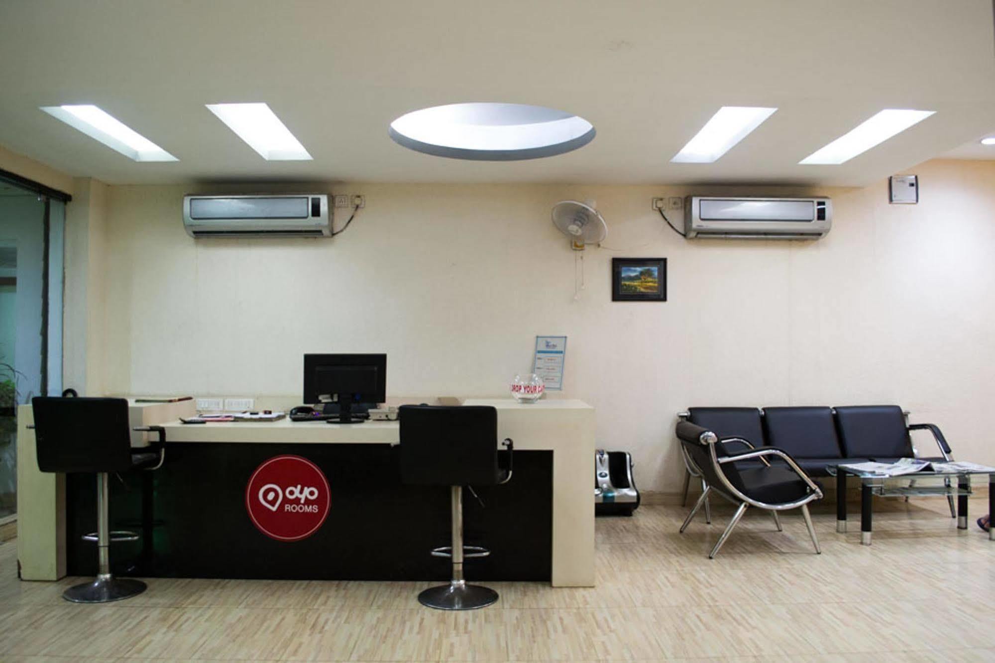 Oyo 1359 Hotel Best Inn Бхубанешвара Экстерьер фото