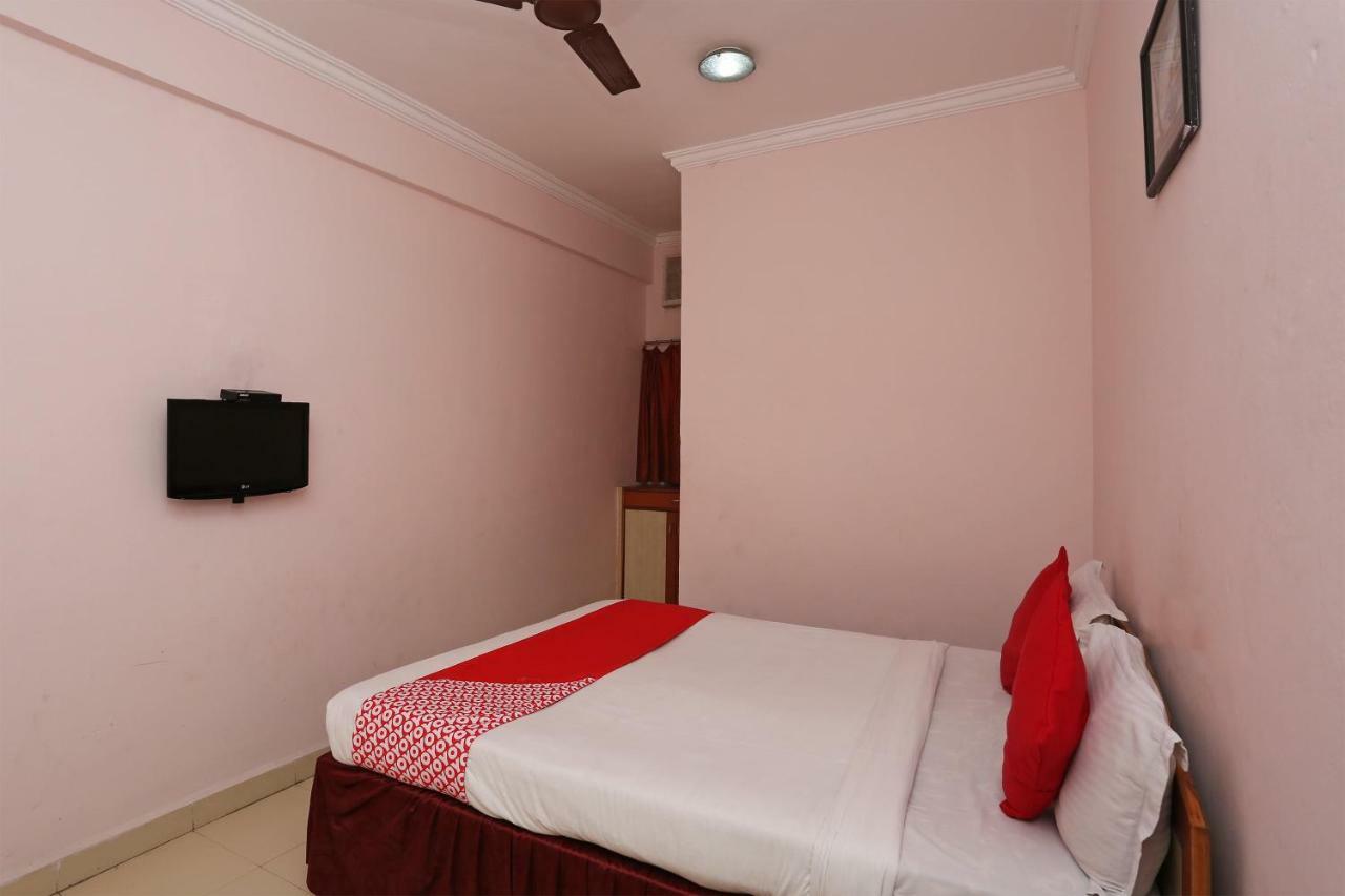 Oyo 1359 Hotel Best Inn Бхубанешвара Экстерьер фото